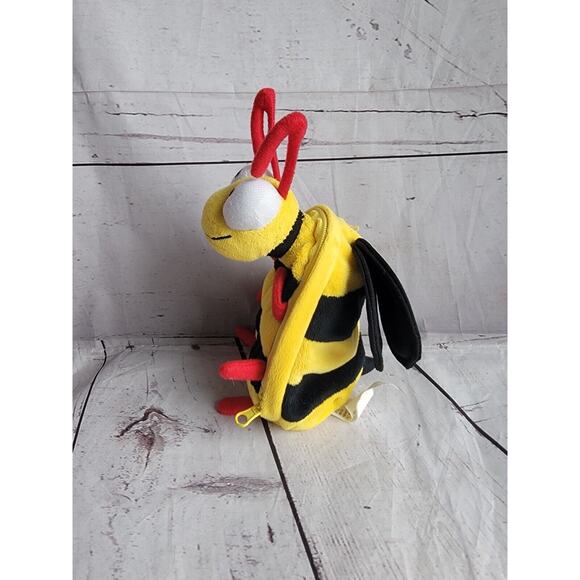 Hallmark Bug Em Bee Bumble Bee 8 Inch Zipper Pouch Plush Stuffed Animal Bag - Picture 3 of 9